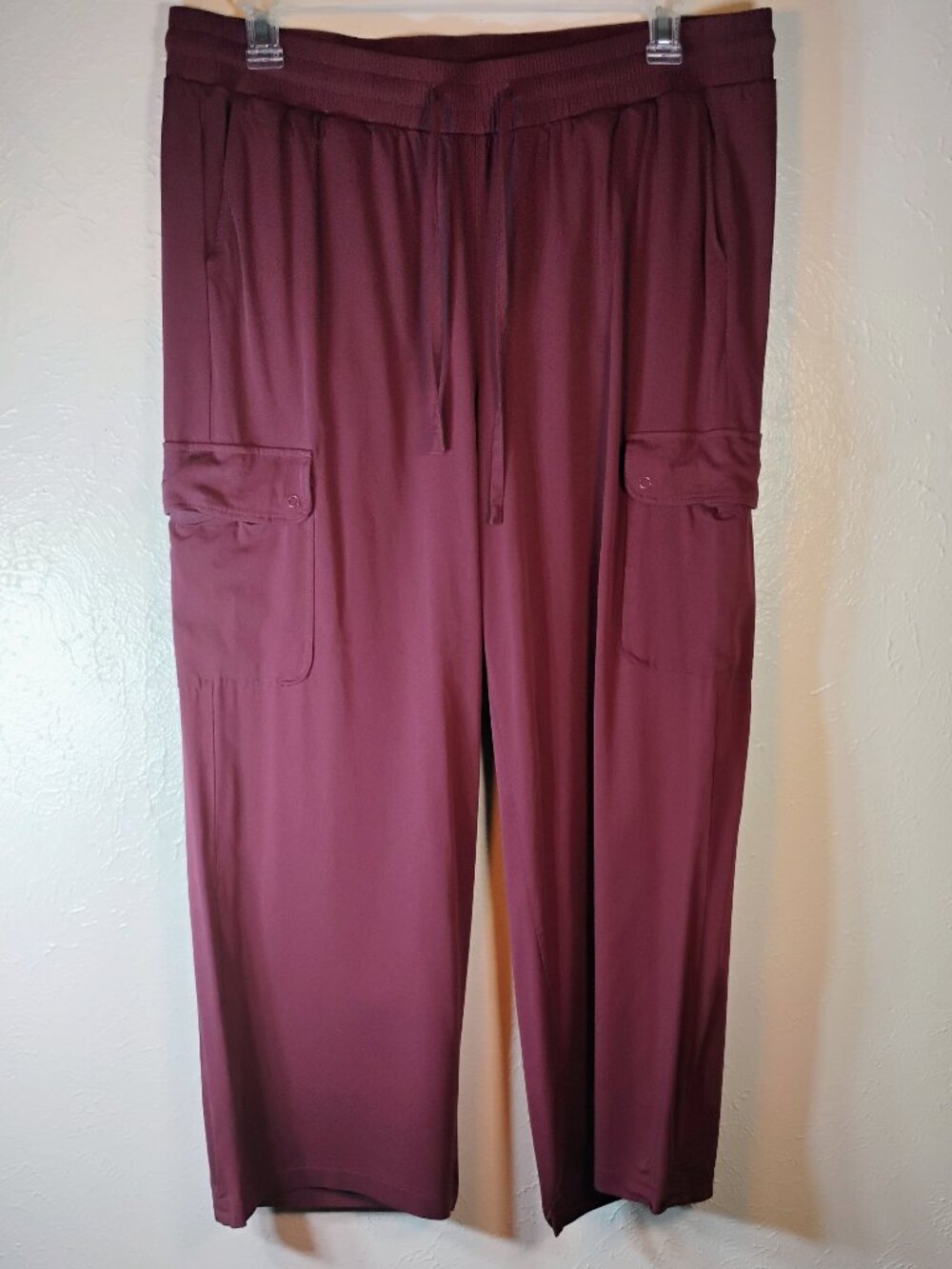 Torrid Wide Leg Cargo Pant Burgundy Size 2R